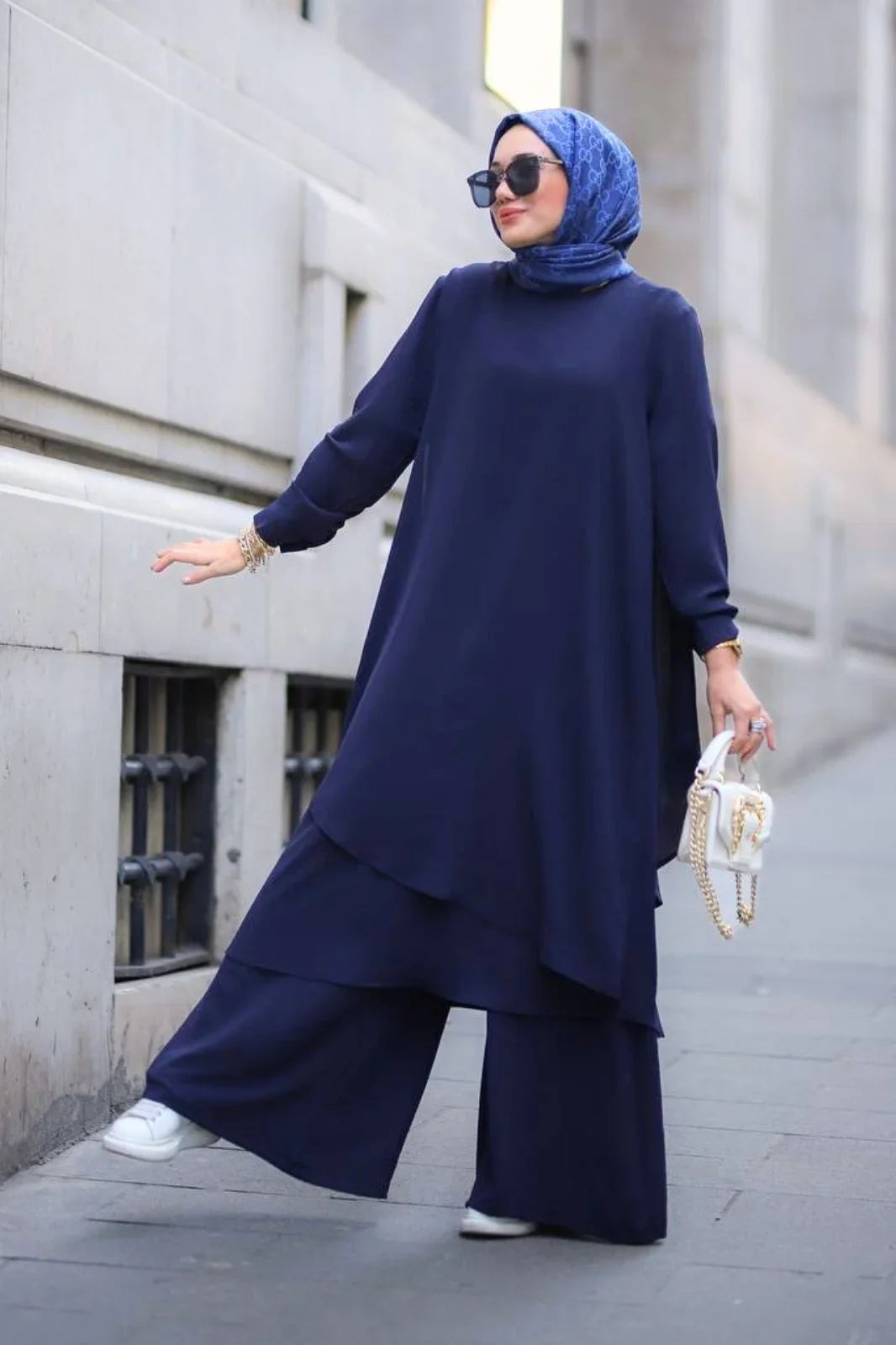 Stylish Navy Blue Abaya at Turkista