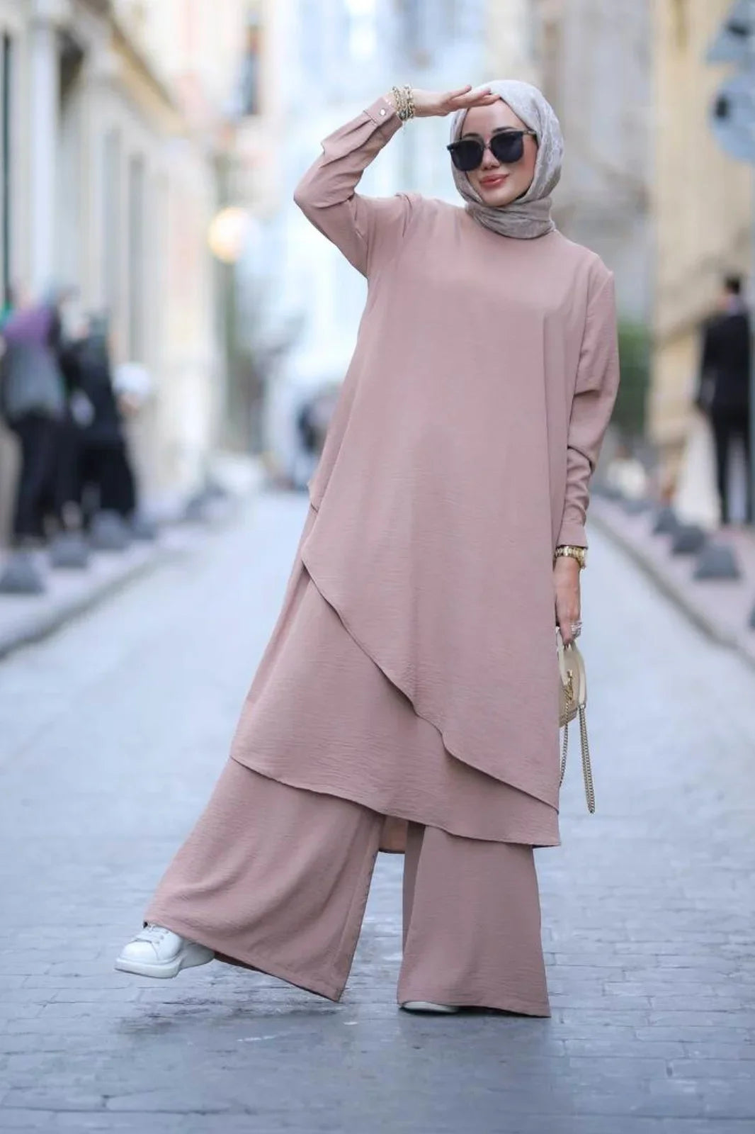 Stylish Sandy Brown Abaya A Modest Outfit